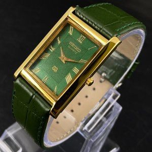 Vintage Seiko Quartz Mens Gold Watch & Green accents W/ Leather Strap